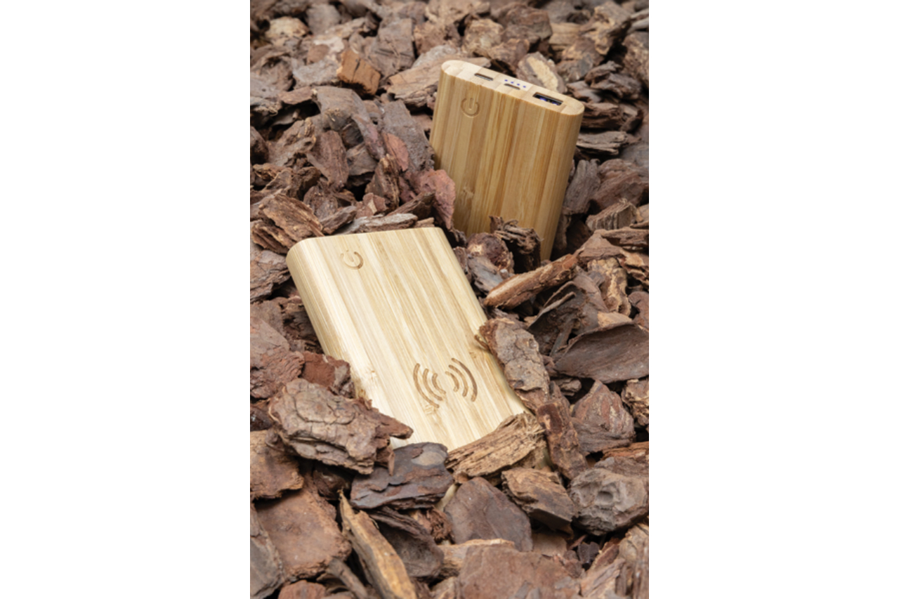 <p>A wireless powerbank made of Fsc-certified bamboo</p>
